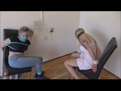 ❤️ Tràilleach / ceangailte agus gagged / nighean ann an àmhghar ❌ Porn anal aig porn gd.hqpornvideos.ru ☑