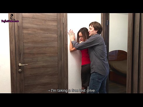 ❤️ Bidh Sexy Realtor gu ciallach a’ lasadh a pugan is a’ fucks fhad ‘s a tha i a’ reic an àros aice - Krempai ❌ Porn anal aig porn gd.hqpornvideos.ru ☑
