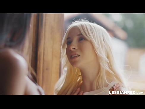 ❤️ Nighean a 'tighinn dhachaigh beagan mhìosan an dèidh sin agus a' crìochnachadh suas ag ithe a h-stepmom's pussy ❌ Porn anal aig porn gd.hqpornvideos.ru ☑